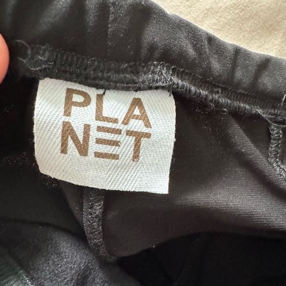 Planet Vegan Leather Sexy Leggings - Picture 8 of 13